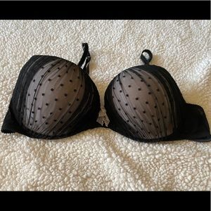Victors secrets pink and black lace bra